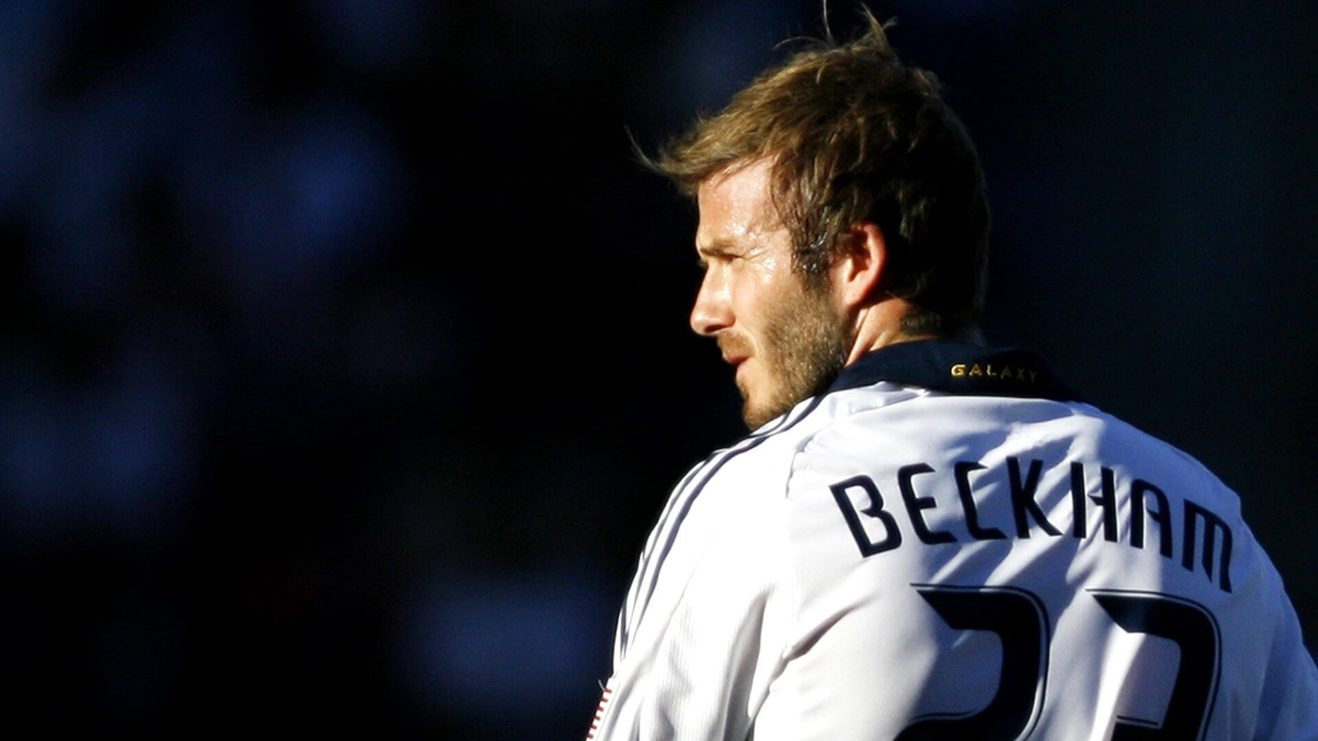 开云体育官网-快船险胜湖人，常规赛巅峰对决中乔治贡献关键助攻，快船险胜湖人 新闻